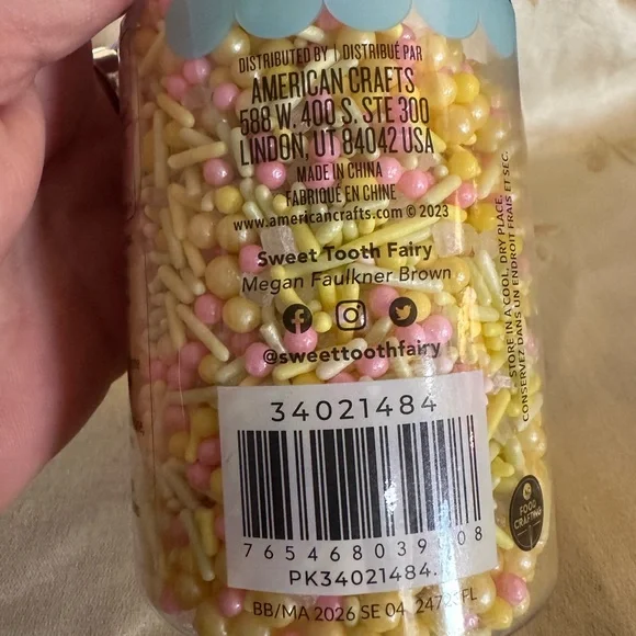 Sweet Tooth Fairy Pink Lemonade Sprinkle Mix. - Picture 4 of 7